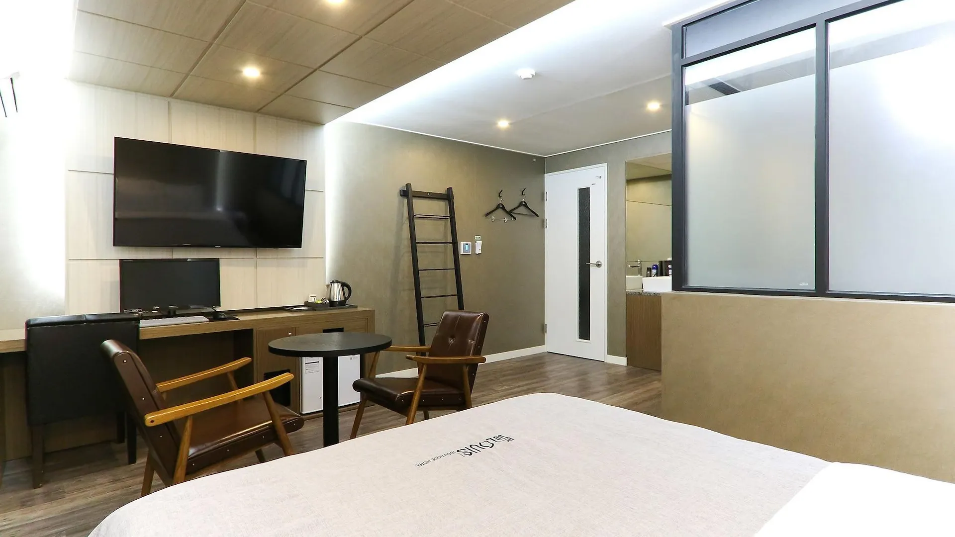 ***  בוסאן Louis Hotel קוריאה הדרומית