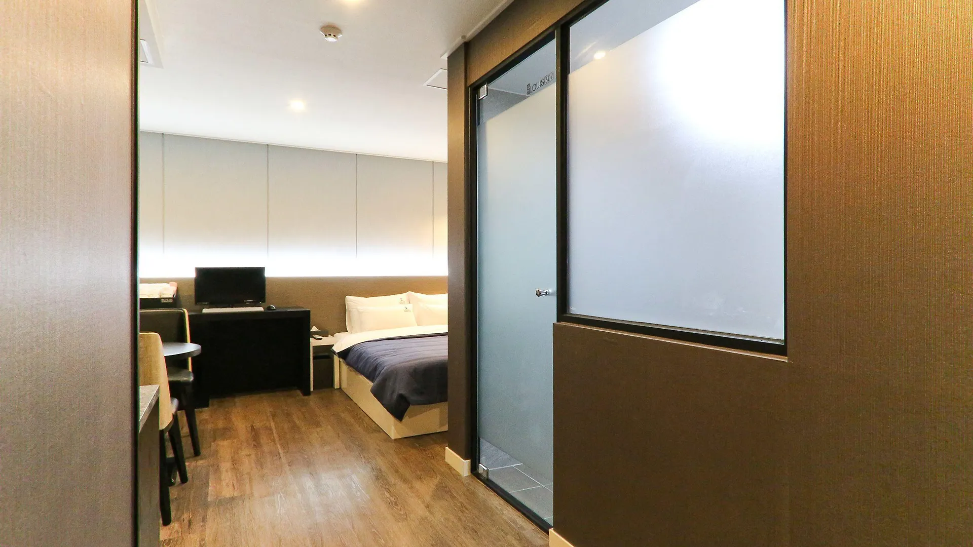 בוסאן Louis Hotel