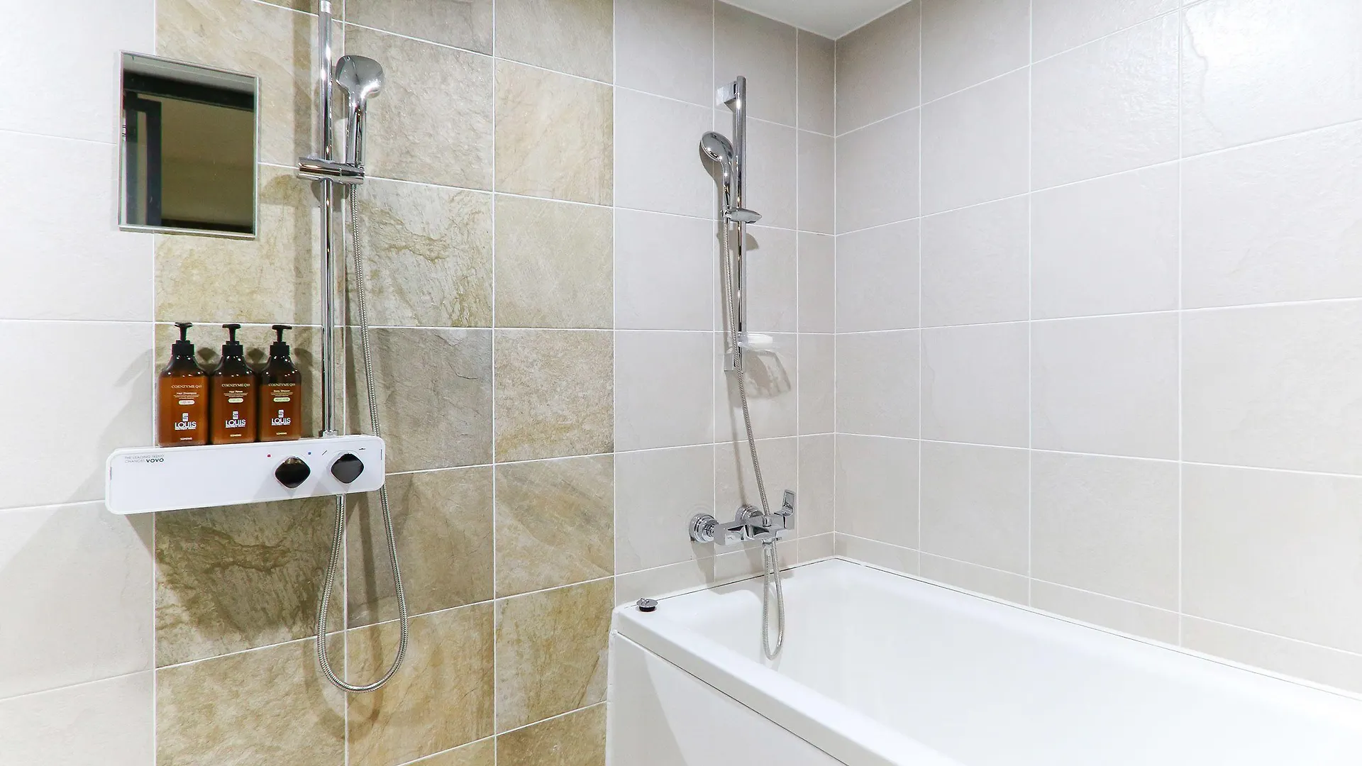 בוסאן Louis Hotel 3*,