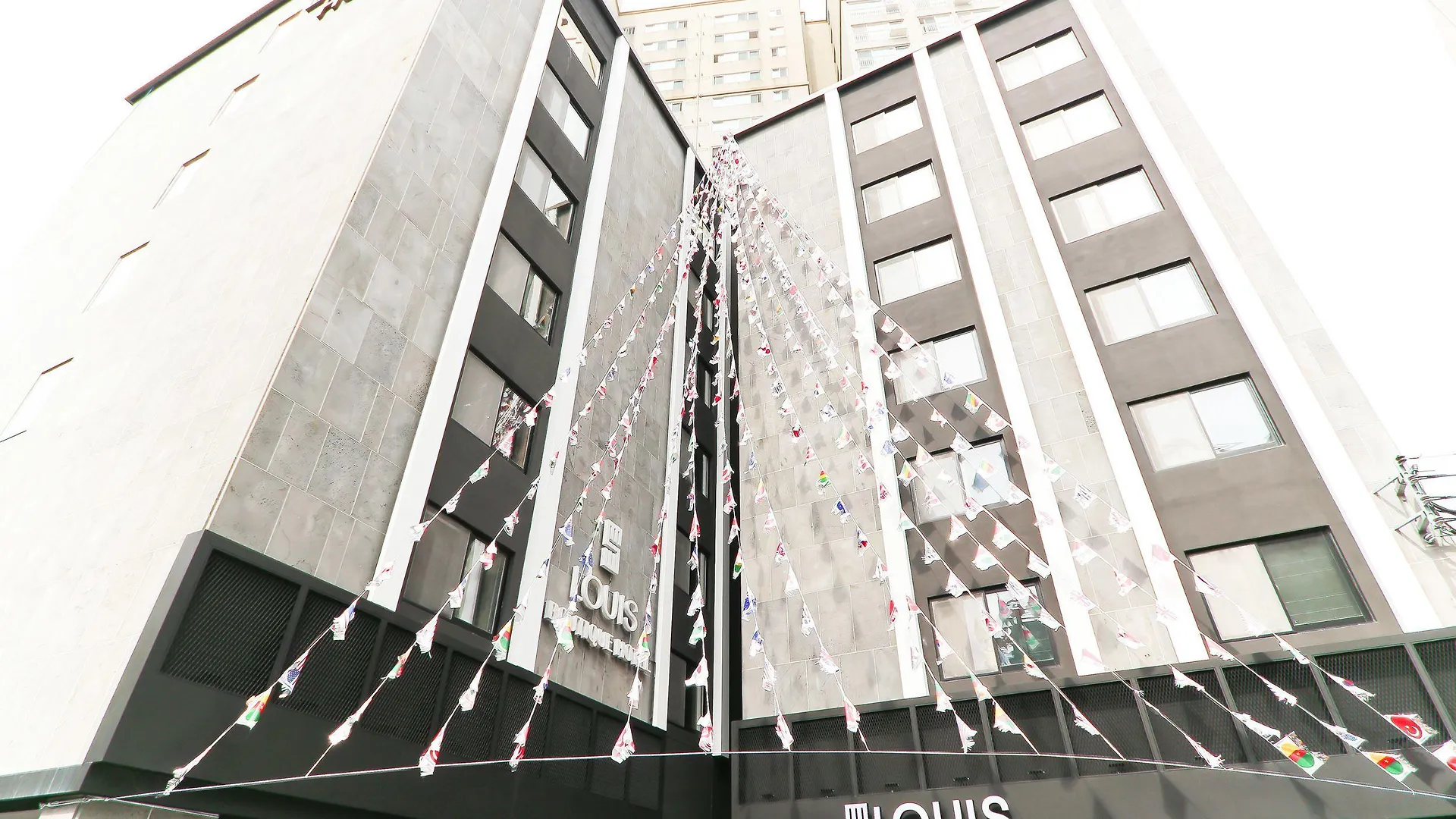 בוסאן Louis Hotel 3*,